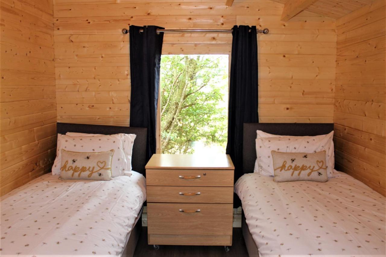Stunning 5-Bed Cabin In Ashton Under Hill Evesham Esterno foto
