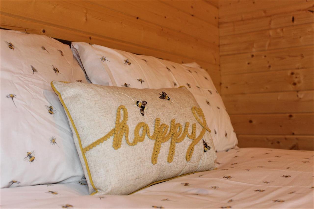 Stunning 5-Bed Cabin In Ashton Under Hill Evesham Esterno foto